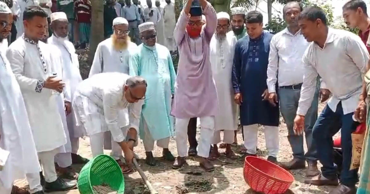 বাগেরহাটে এক কোটি টাকা ব্যয়ে তিন খাল পুনঃখনন প্রকল্পের উদ্বোধন