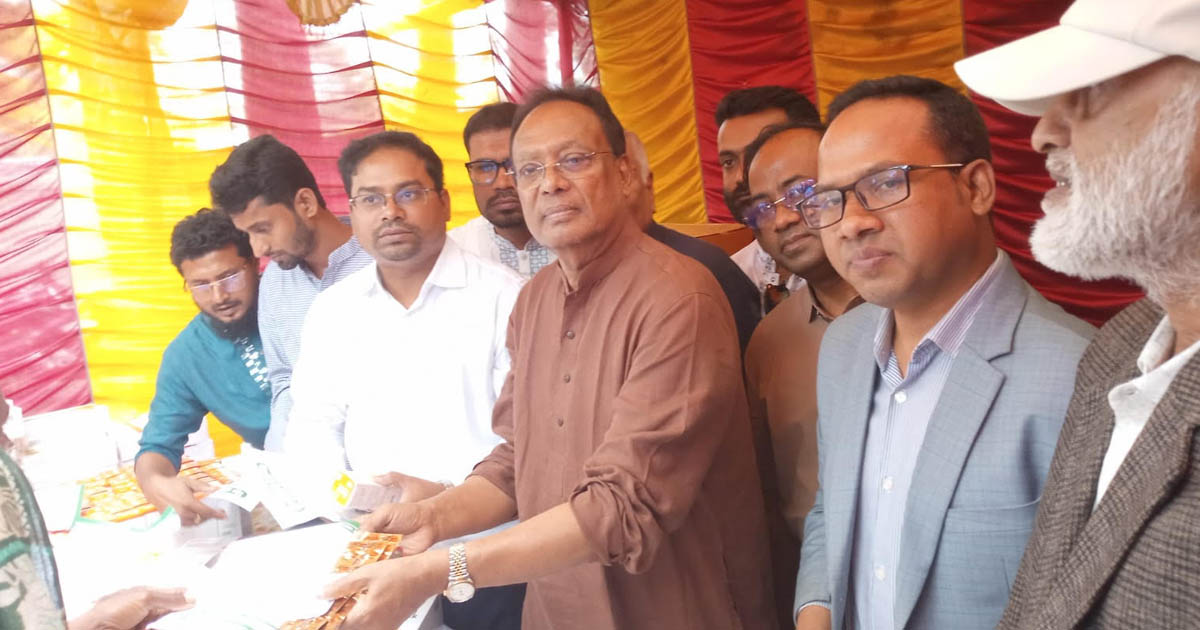 জনগণের স্বাস্থ্যসেবা নিশ্চিতে ‘স্বাস্থ্য কার্ড’ দেবে সরকার