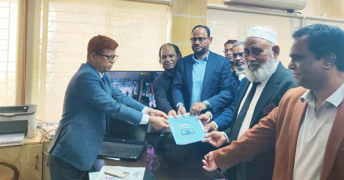 একসঙ্গে মনোনয়নপত্র নিলেন সালাম পিন্টু ও সালাউদ্দিন টুকু