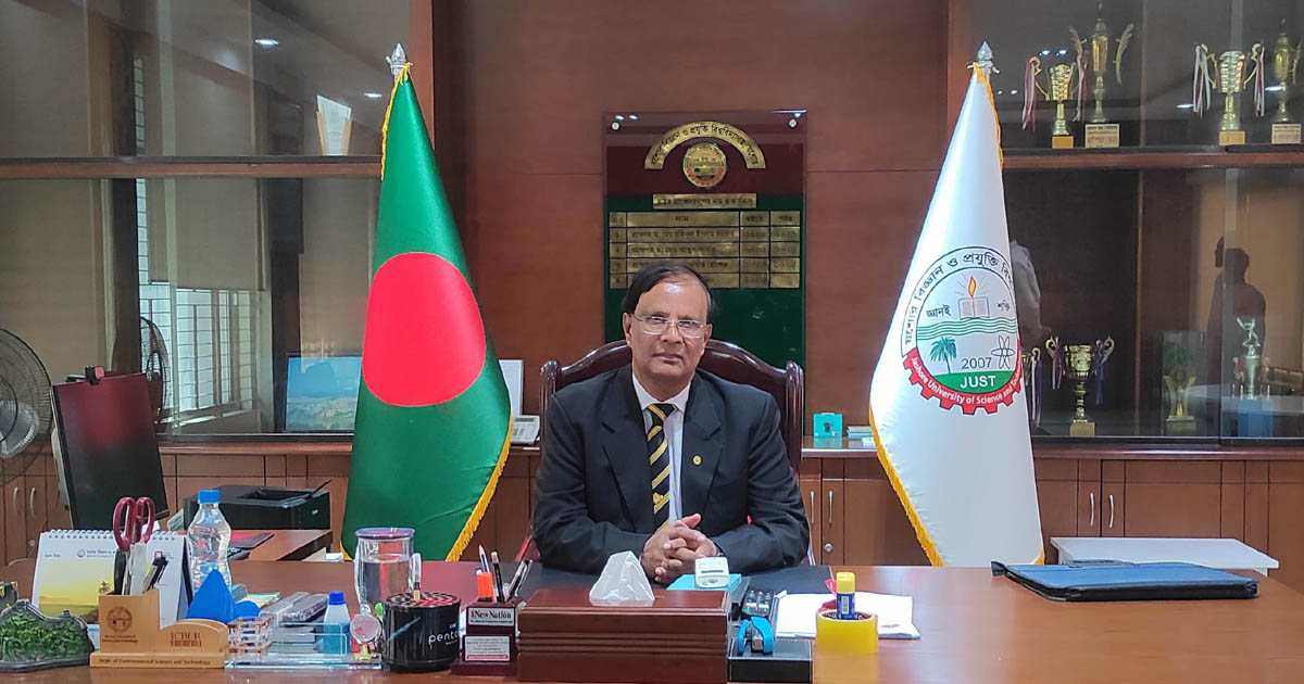 ফুল নয়, দোয়া চাইলেন যবিপ্রবির নবনিযুক্ত উপাচার্য ড. ইয়ারুল কবির