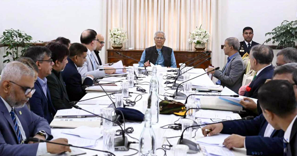 নির্বাচনকে সামনে রেখে সাইবার নিরাপত্তা জোরদারের নির্দেশ প্রধান উপদেষ্টার
