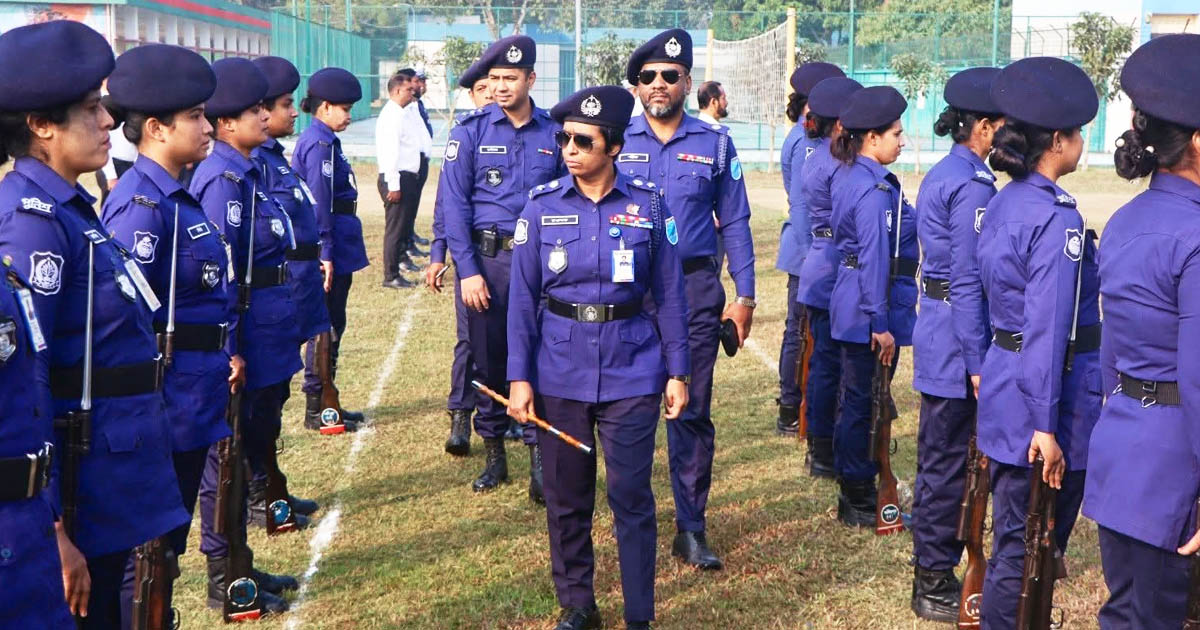 শরীয়তপুরে জেলা পুলিশের মাস্টার প্যারেড অনুষ্ঠিত