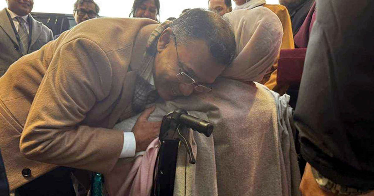 মাকে নিয়ে আবেগঘন পোস্ট তারেক রহমানের