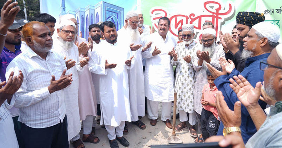রাজশাহীতে ১২৭ বছরের পুরাতন মীরেরচক মসজিদের ৬তলা ভবনের উদ্বোধন