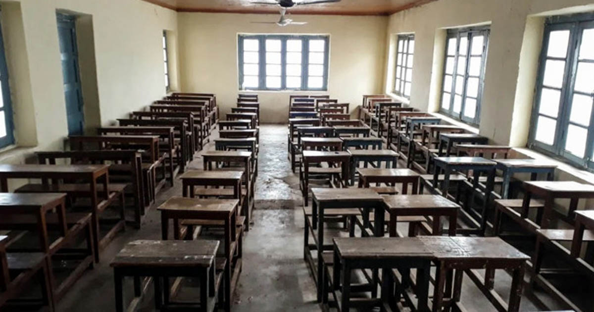 শ্রেণিকক্ষ ফাঁকা, রাজপথ ভরা শিক্ষক: এই দৃশ্য কি আমাদের লজ্জিত করে না?