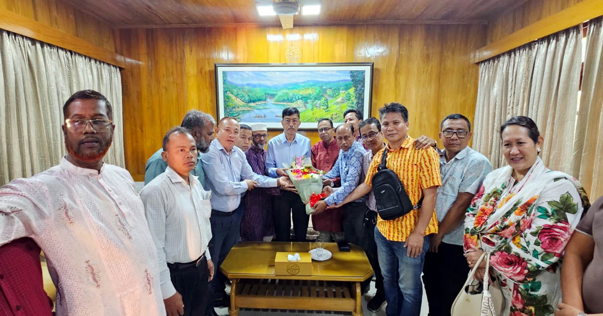 পাহাড়ের ১১ জাতিগোষ্ঠীর সুষম উন্নয়নে কাজ করছে সরকার