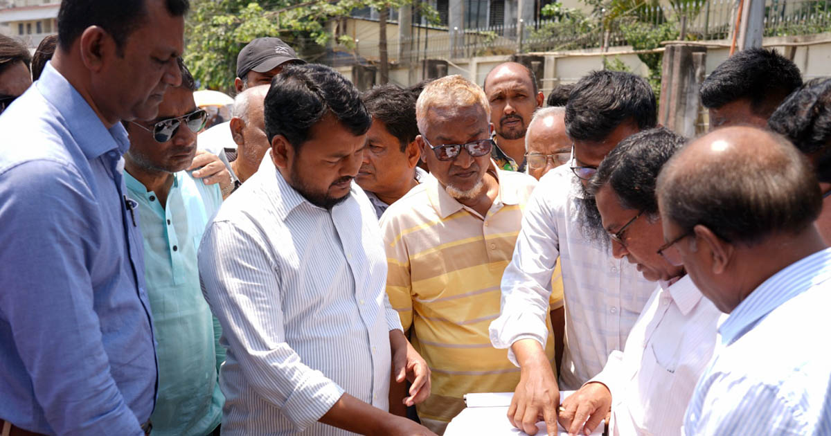 গোরহাঙ্গা ফ্লাইওভারের কাজ পরিদর্শনে রাসিক প্রশাসক