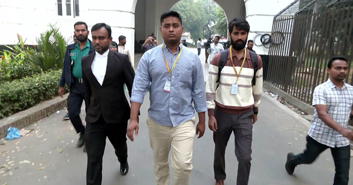 আন্তর্জাতিক অপরাধ ট্রাইব্যুনালে সাক্ষ্য দিলেন হাসনাত 