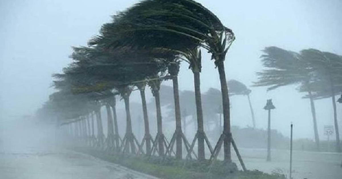 ঢাকাসহ ৯ অঞ্চলে ঝড়ের পূর্বাভাস, নদীবন্দরে সতর্ক সংকেত