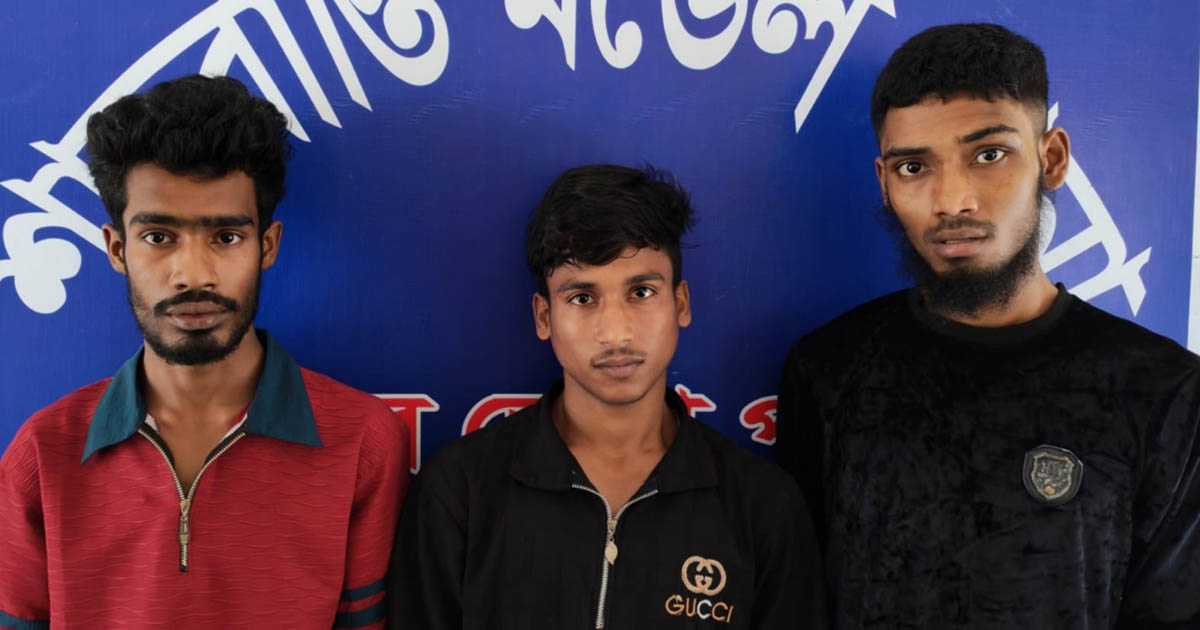 শাহরাস্তিতে ডাকাতির প্রস্তুতিকালে ৩ ডাকাত আটক