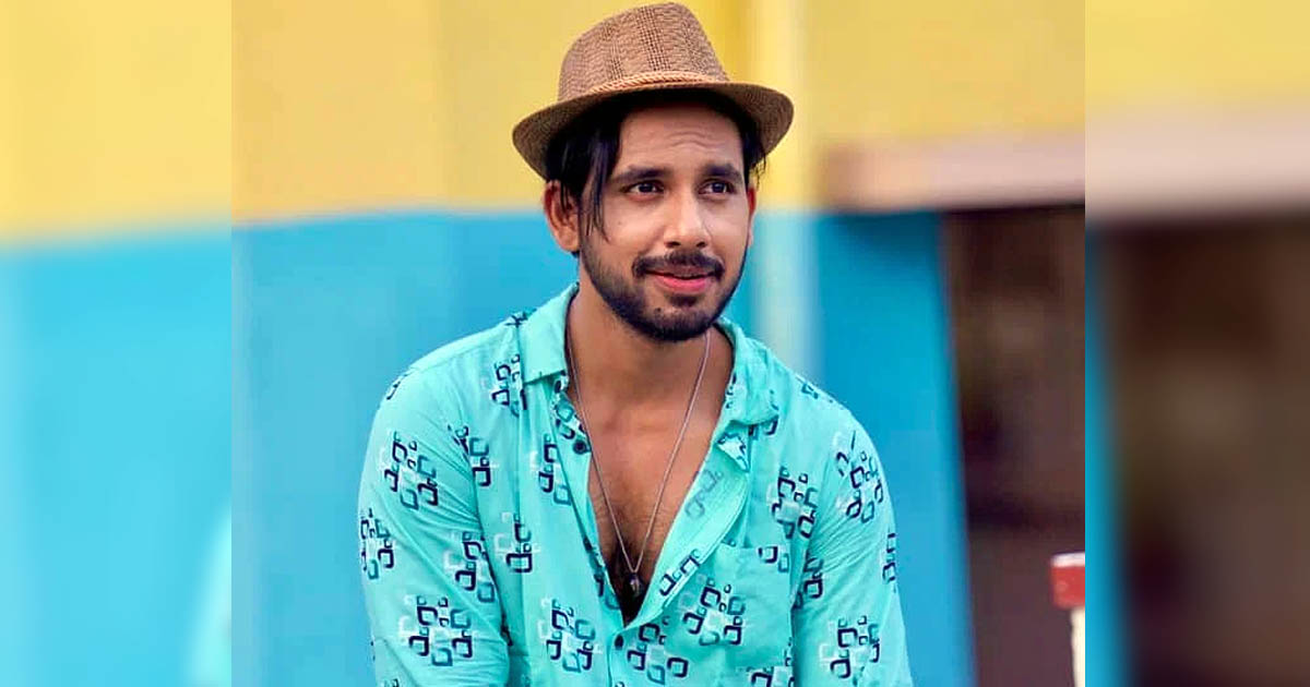 দেশে ফিরলেন অভিনেতা আলভী, গ্রেপ্তারে পুলিশের অভিযান