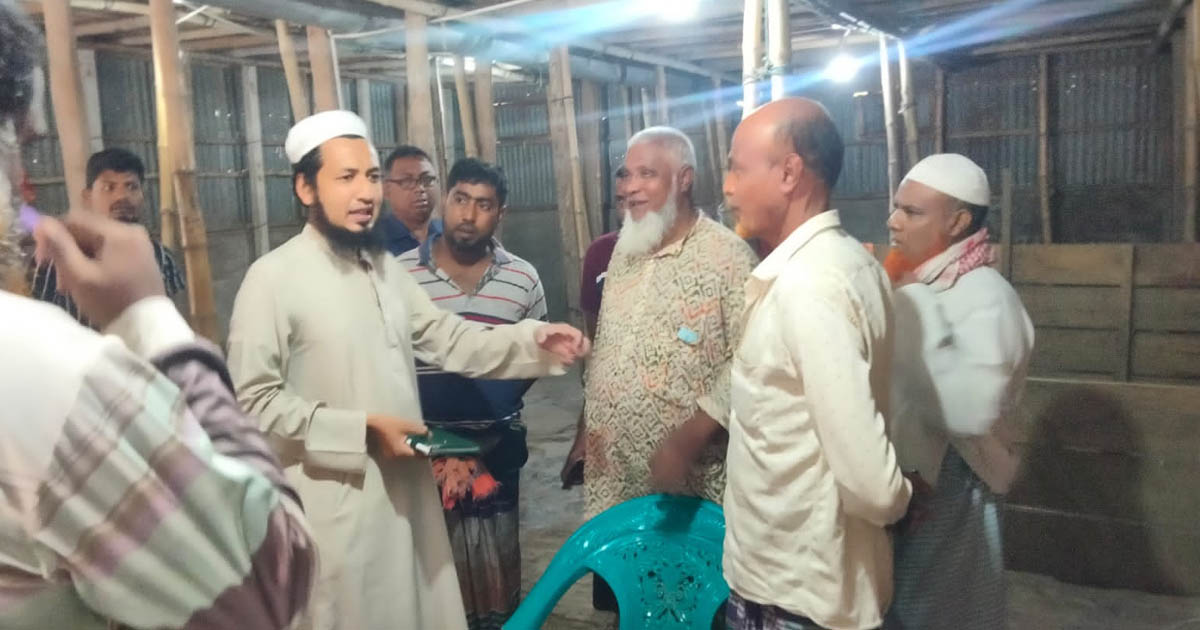 বালিয়াকান্দিতে পেঁয়াজ হাটে ধলতা বিরোধী অভিযান, দুই ব্যবসায়ীকে জরিমানা