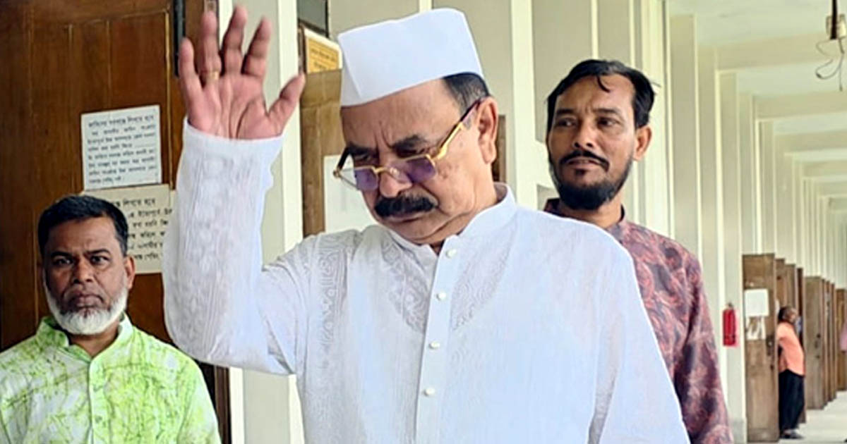 দুর্নীতি মামলায় খালাস পেলেন গয়েশ্বর চন্দ্র রায়