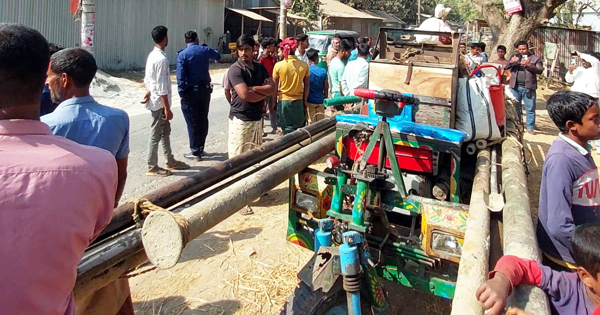 শাহজাদপুরে অটোভ্যান উল্টে সাবেক সেনা সদস্য নিহত