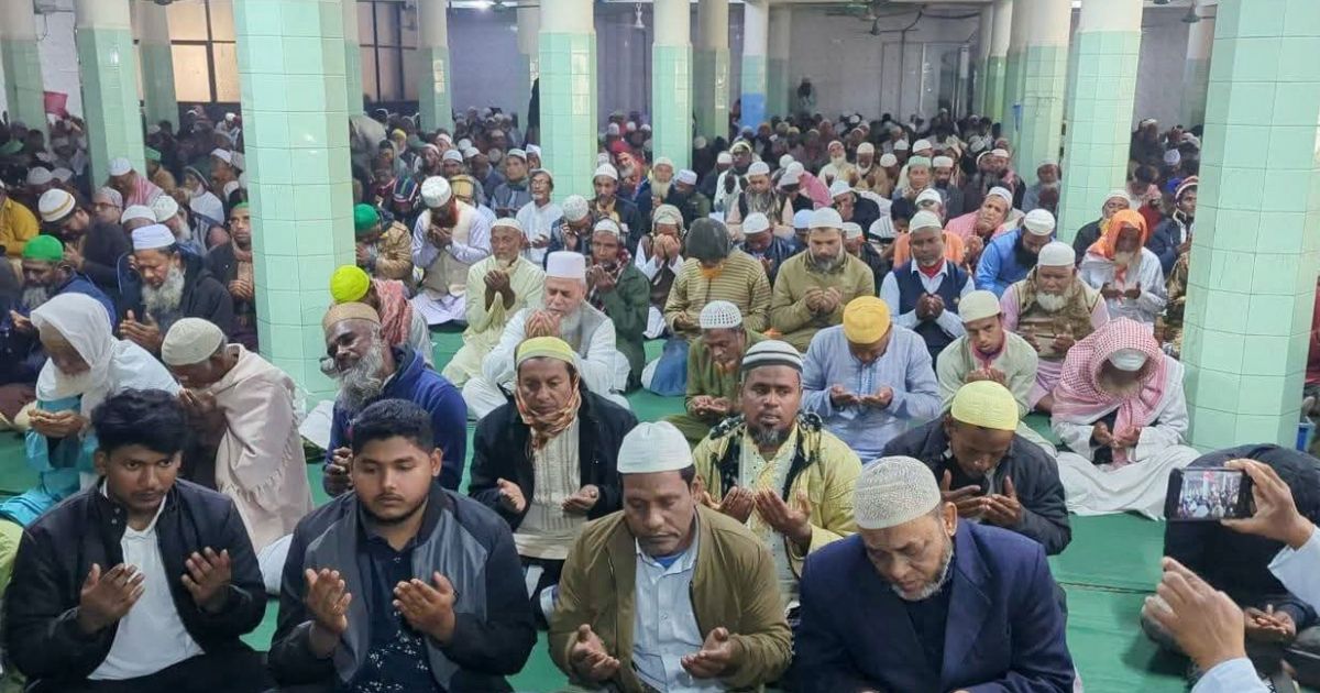 বাদ জুমা মসজিদে মসজিদে খালেদা জিয়ার জন্য বিশেষ দোয়া