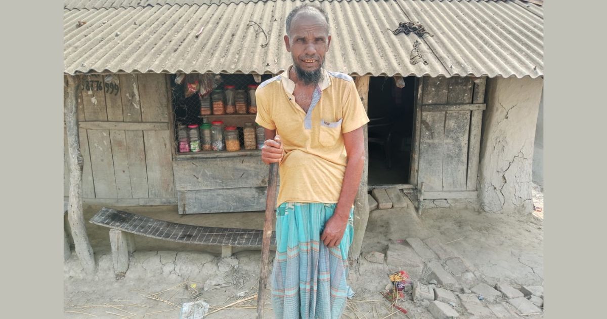 বাঘের সাথে লড়ে বেঁচে ফেরা তালেবের আজও ঘুচলো না অভাব