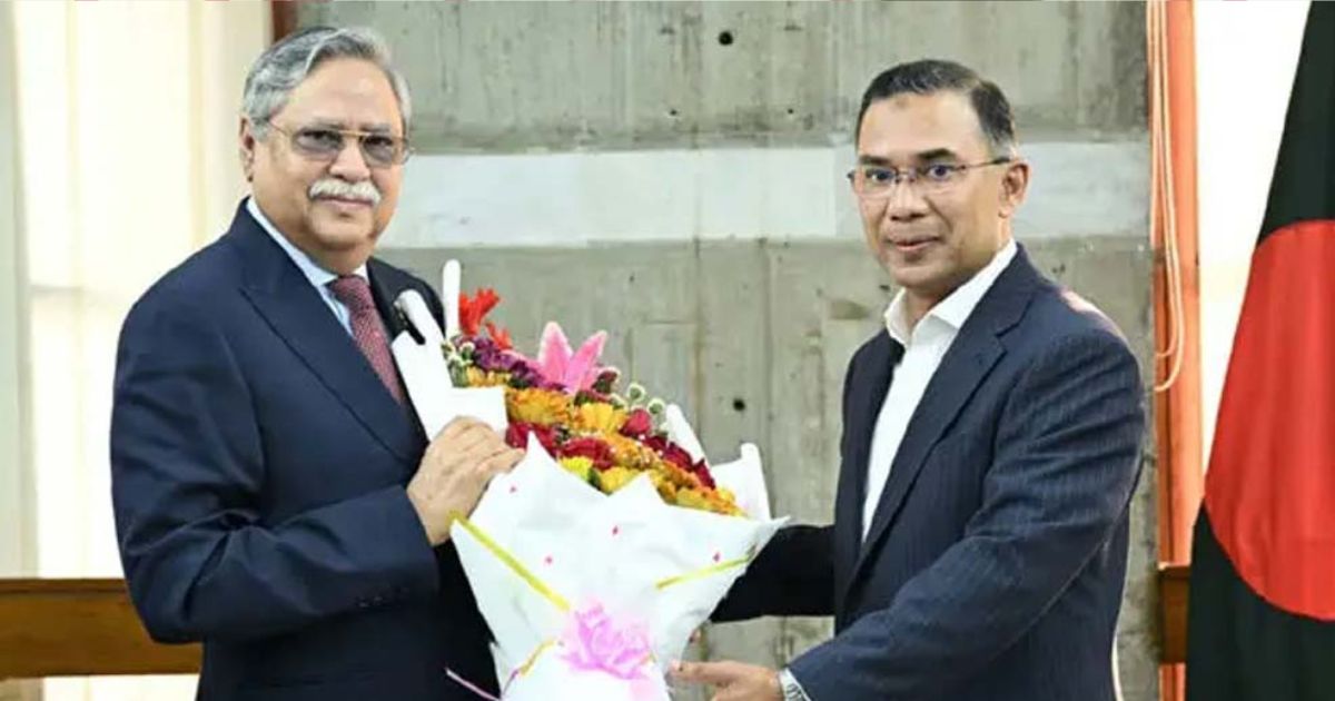 রাষ্ট্রপতির সঙ্গে প্রধানমন্ত্রী তারেক রহমানের শুভেচ্ছা বিনিময়