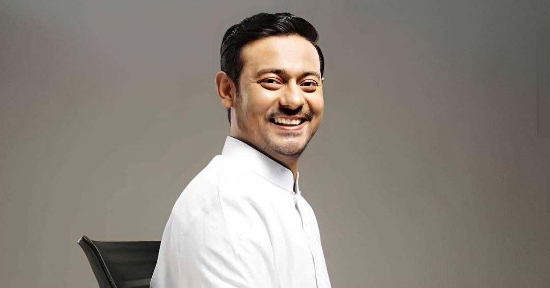 নাসীরুদ্দীন পাটওয়ারীকে আদালতে হাজিরের নির্দেশ