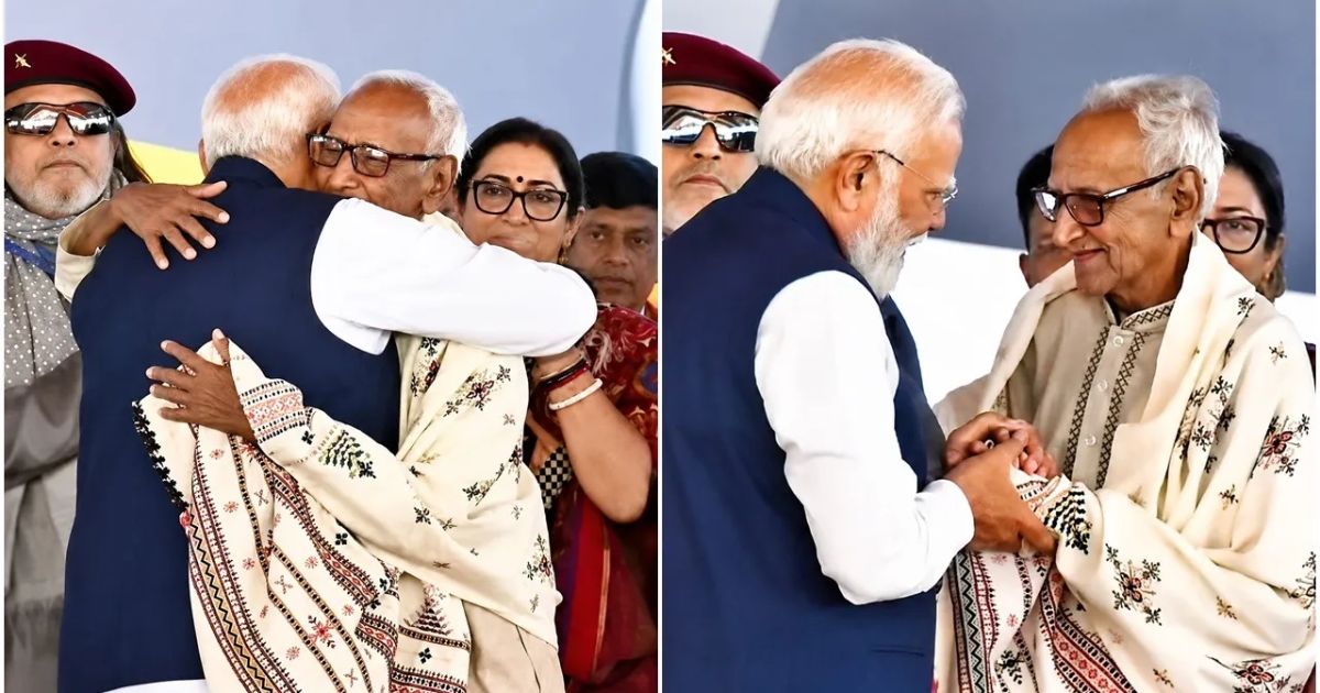প্রবীণের পায়ে প্রণাম নরেন্দ্র মোদির, কী তার পরিচয়