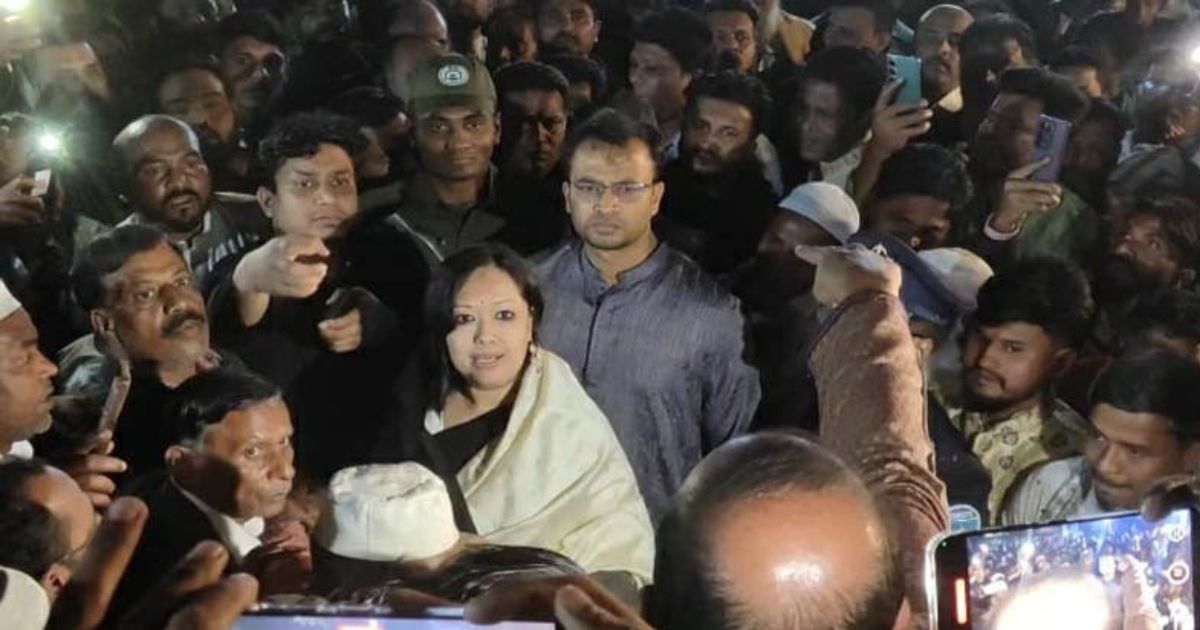 শহীদ মিনারে ফুল দিতে বাধা দেয়ায় বিএনপিকে সতর্ক করল রুমিন ফারহানা 