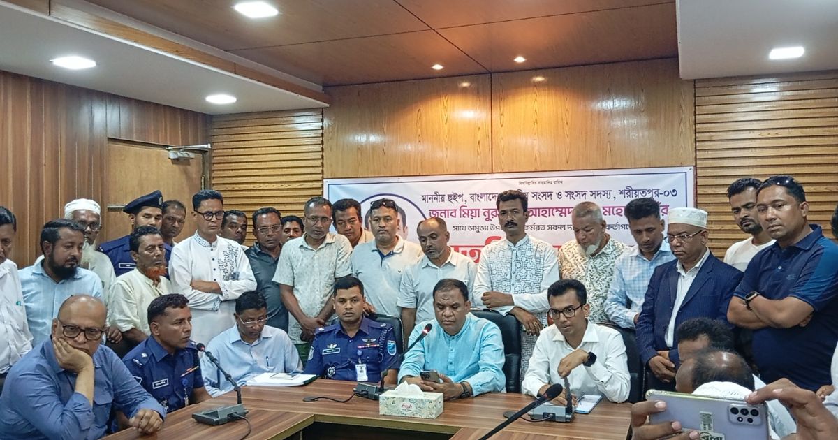 বিদ্যুৎ সেবার মান উন্নত করতে হলে গ্রাহকদেরও দায়িত্বশীল হতে হবে