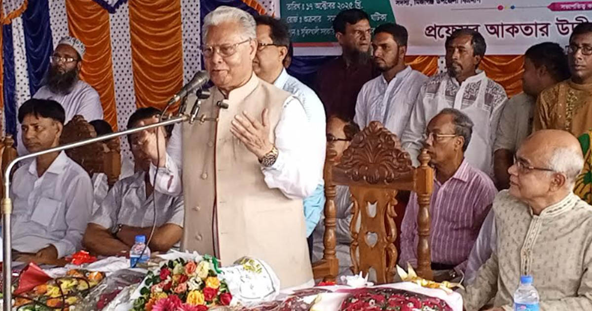 গত ১৫ বছরে দেশি ও বিদেশি শত্রুরা মিলে শিক্ষা ব্যবস্থাকে ধ্বংস করেছে