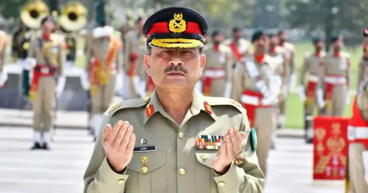 পাকিস্তানে আরও ক্ষমতাধর হলেন সেনাপ্রধান অসীম মুনির