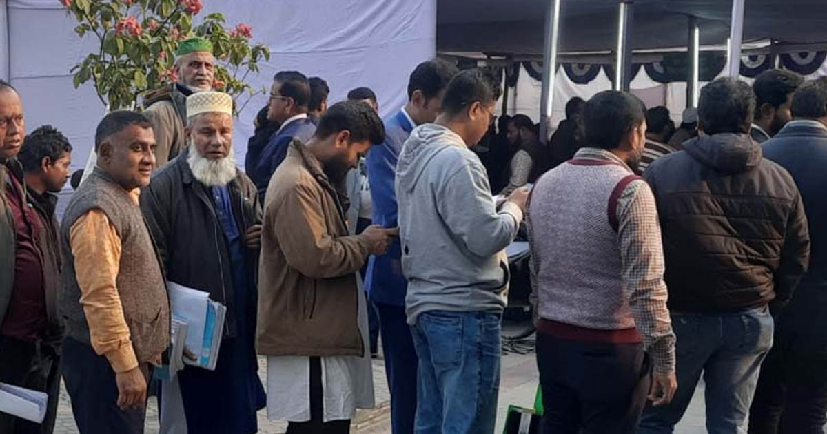 প্রার্থিতা ফিরে পেতে শেষ দিনে ইসিতে ১৩১ জনের আপিল