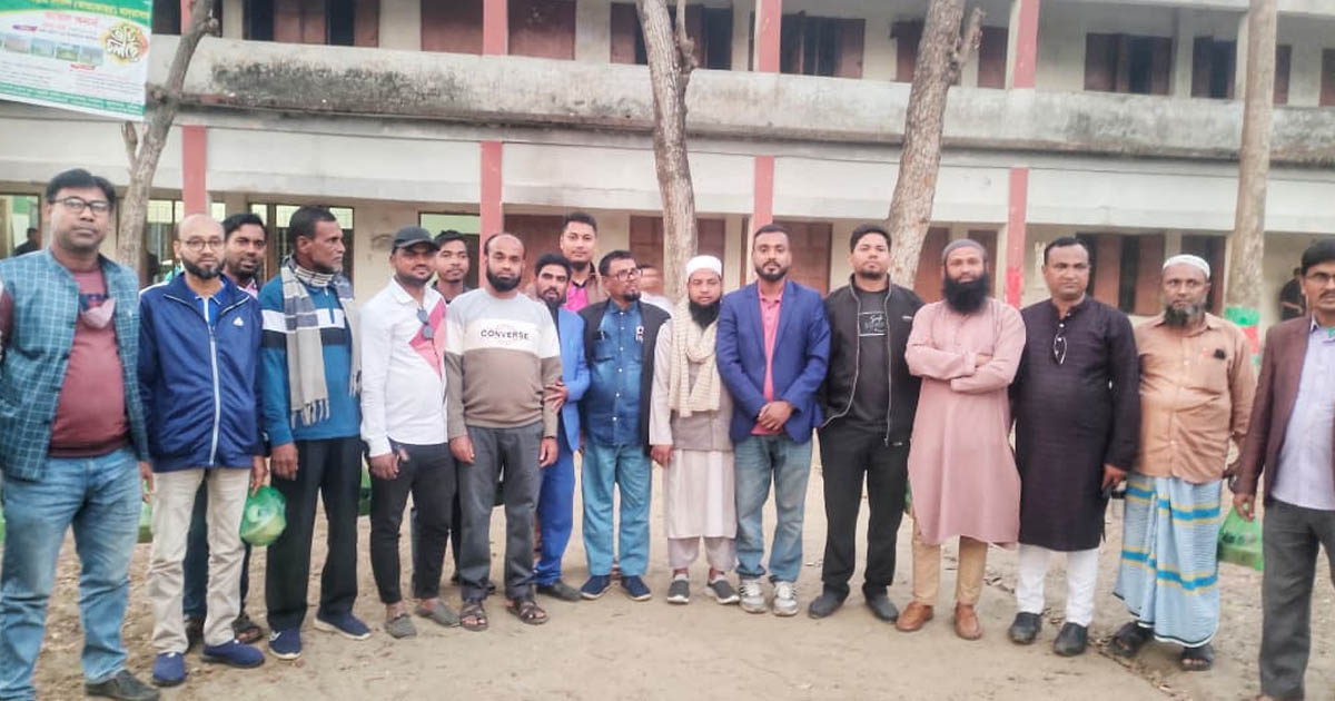 বাঞ্ছারামপুর উপজেলা আমিন সমিতির সভাপতি আব্বাস, সম্পাদক নুরুল আমিন