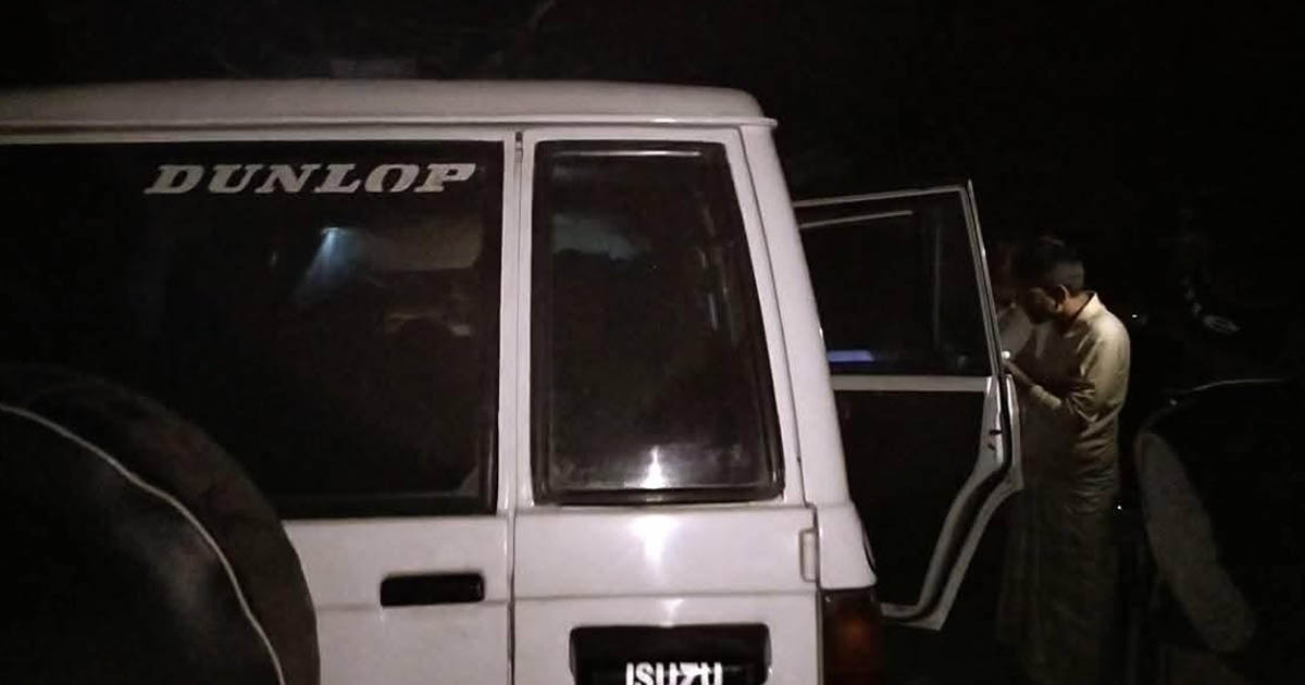বাসাইলে গাড়ি রেখে পালালো ডাকাতদল