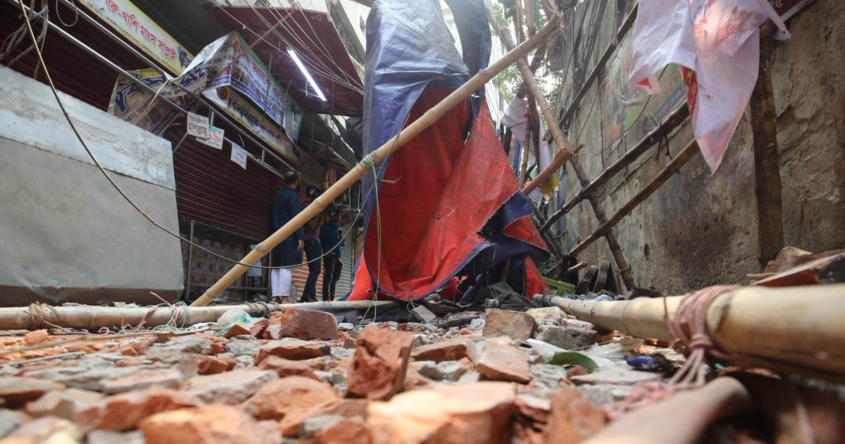 ভূমিকম্পে নিহত ৩, আহত ৮৫, জরুরি চিকিৎসা চলছে: স্বাস্থ্য অধিদপ্তর