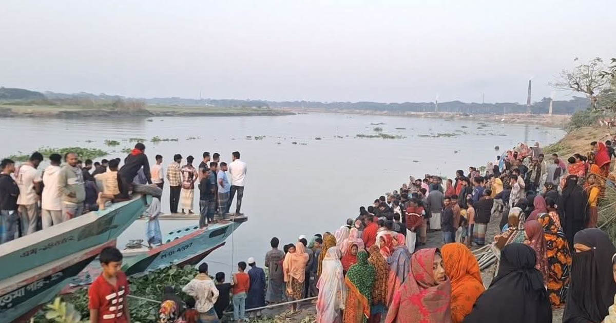 আড়িয়াল খাঁন নদী থেকে নারীর ভাসমান মরদেহ উদ্ধার