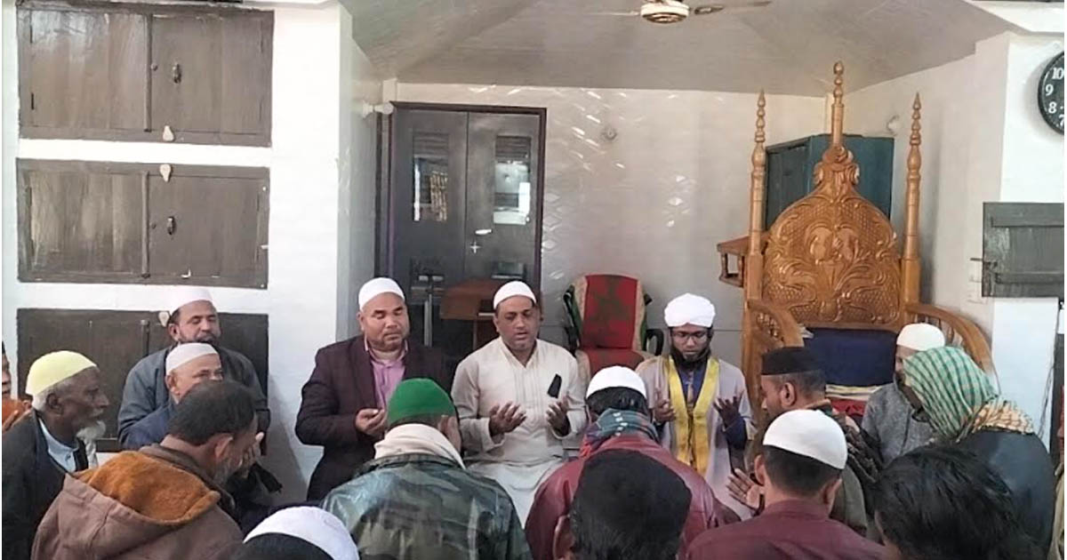 দীঘিনালায় বেগম খালেদা জিয়ার আত্মার মাগফিরাত কামনায় দোয়া