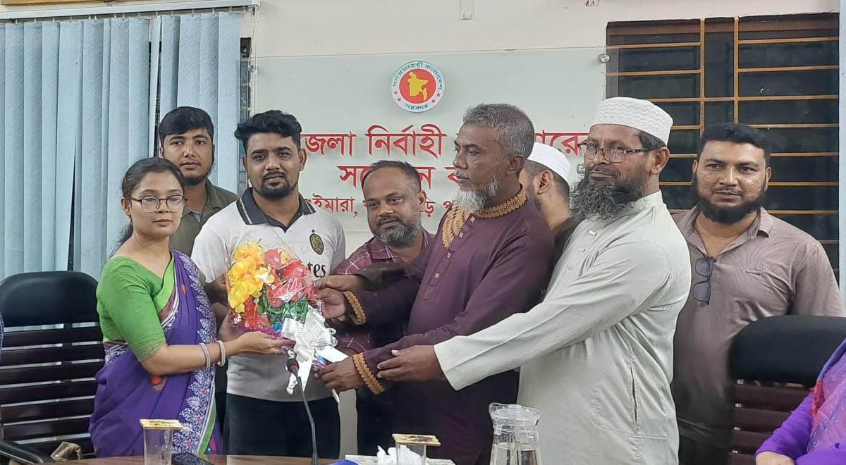 গুইমারায় নবাগত ও বিদায়ী কর্মকর্তাকে সংবর্ধনা