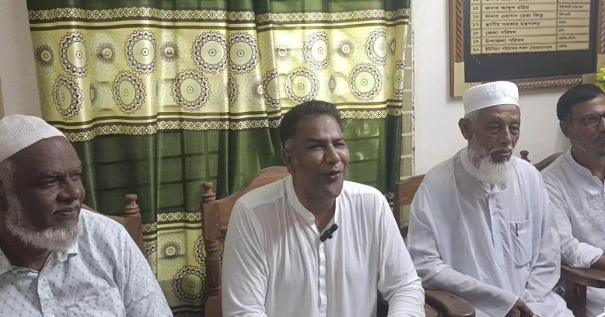 বরিশাল-৪ আসনে বিএনপির মনোনয়ন প্রত্যাশীর সঙ্গে সাংবাদিকদের মতবিনিময়