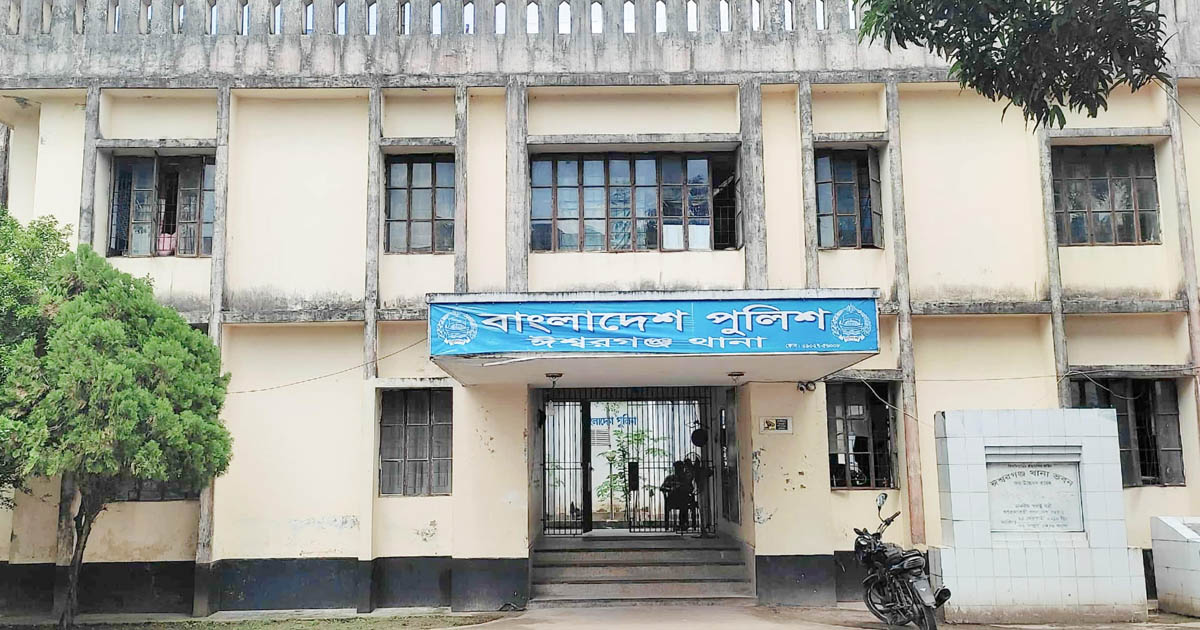 ঈশ্বরগঞ্জে বিকাশ প্রতারণা আতঙ্ক: ফাঁকা হচ্ছে মানুষের অ্যাকাউন্ট
