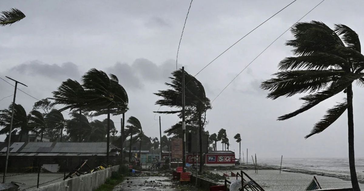 সন্ধ্যার মধ্যে পাঁচ জেলায় ঝড়ের আভাস