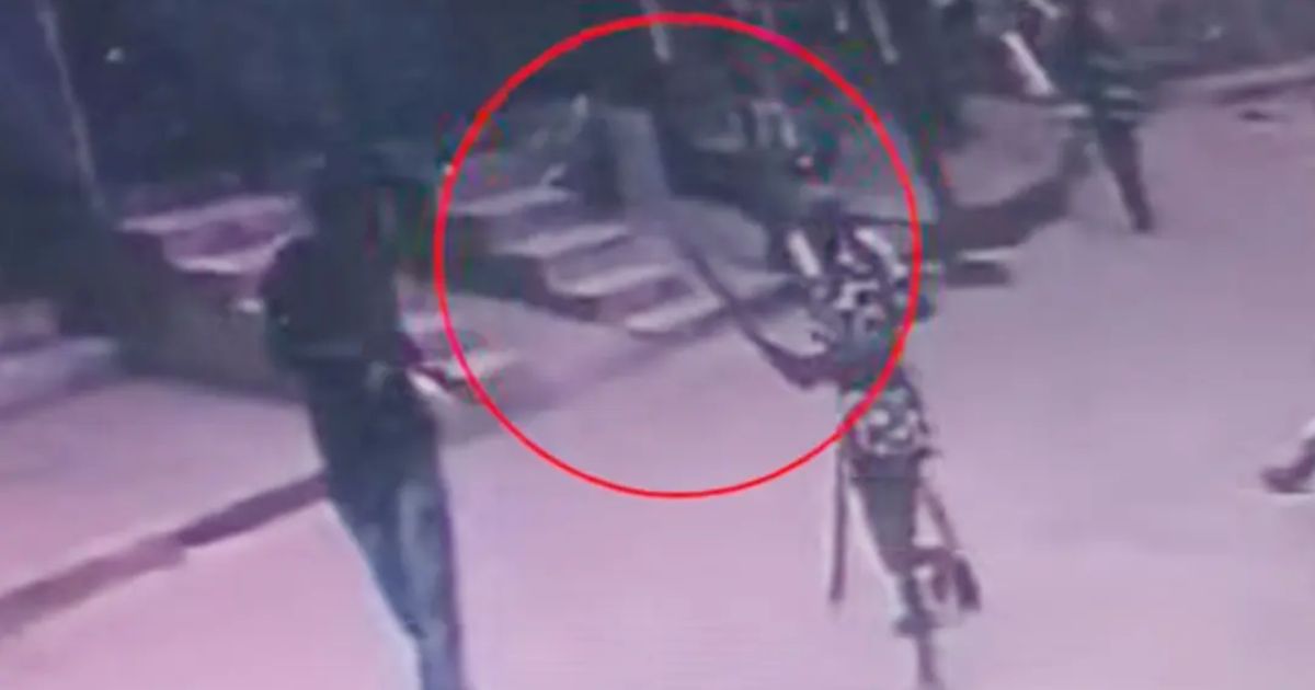 রামদা-চাপাতি নিয়ে র‌্যাবের ওপর হামলা, একজনের অবস্থা আশঙ্কাজনক