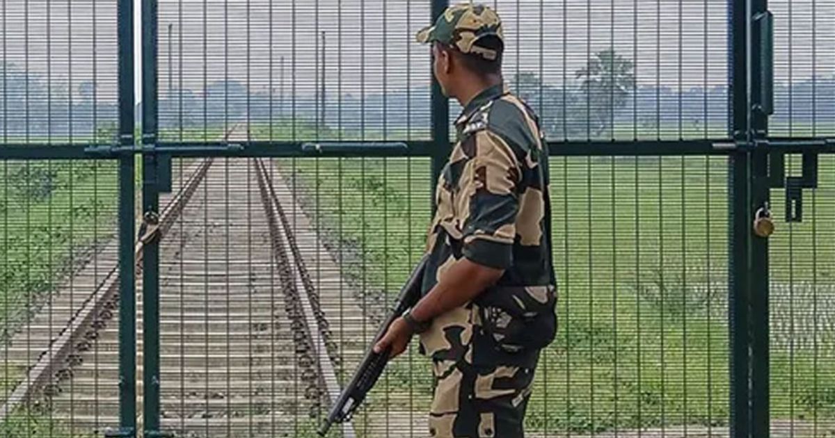 বাংলাদেশ সীমান্তে কাঁটাতার বসাতে ‘জমি’ বরাদ্দ দেবে বিজেপি