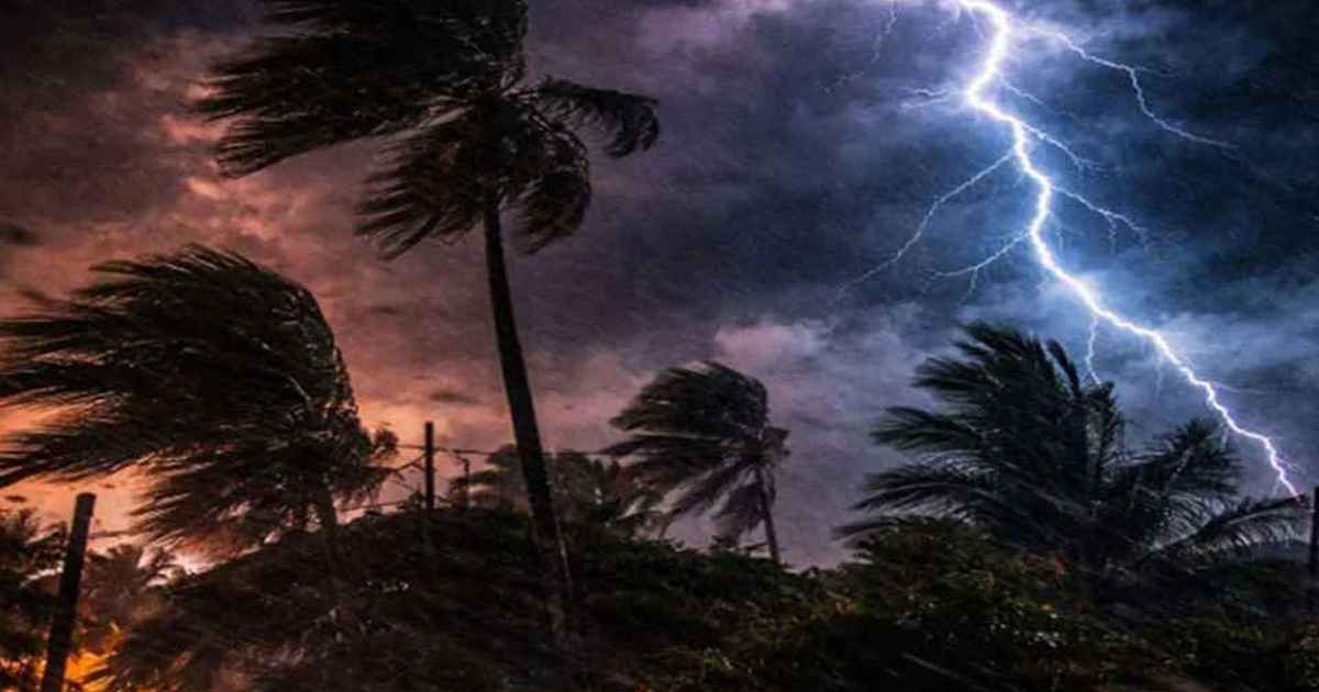 ঢাকাসহ দেশের ১৭ জেলায় ৬০ কিমি বেগে ঝড়ের আভাস