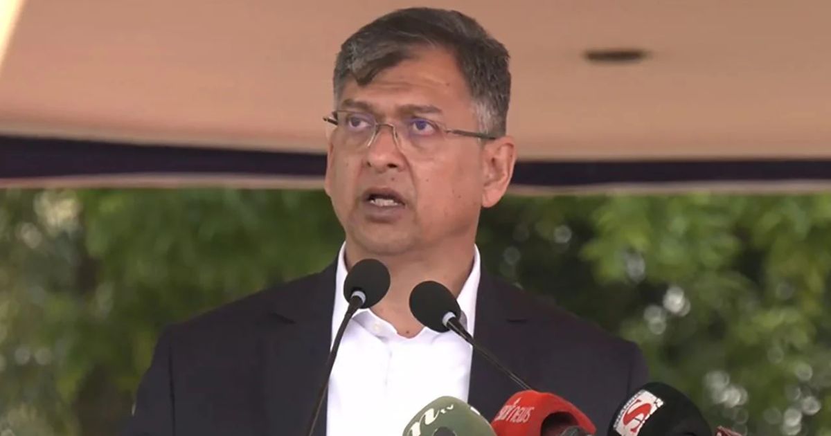 পশুবাহী গাড়ির চাঁদাবাজি রুখতে হটলাইন চালু করছে সরকার