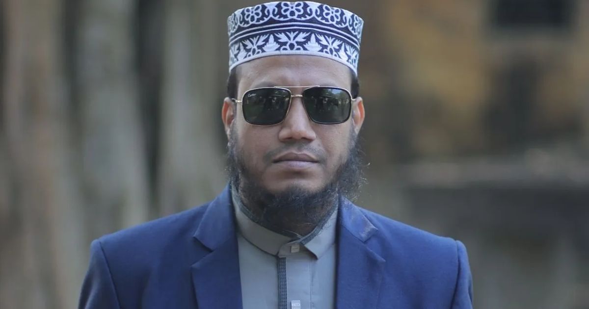 আমির হামজাকে গ্রেপ্তারে পত্রিকায় বিজ্ঞপ্তির নির্দেশ
