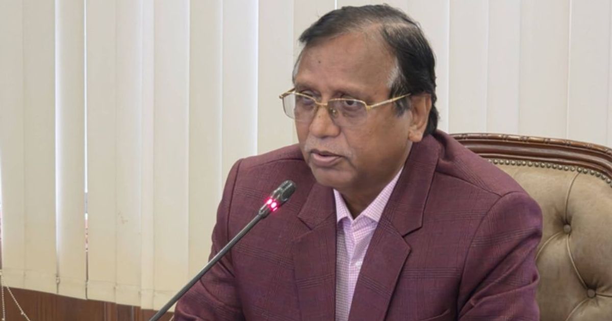১৮ মাসে অন্তর্বর্তী সরকার ঢাকার ১২টা বাজিয়ে গেছে