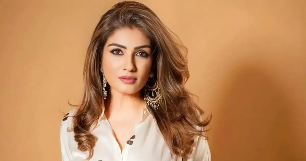 উত্তেজিত জনতার ভিড়ে ভয়াবহ মবের শিকার অভিনেত্রী