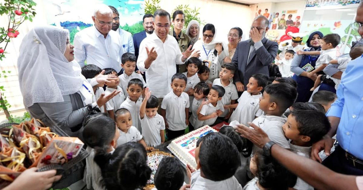 শিশুদের সঙ্গে আনন্দে মাতলেন প্রধানমন্ত্রী তারেক রহমান