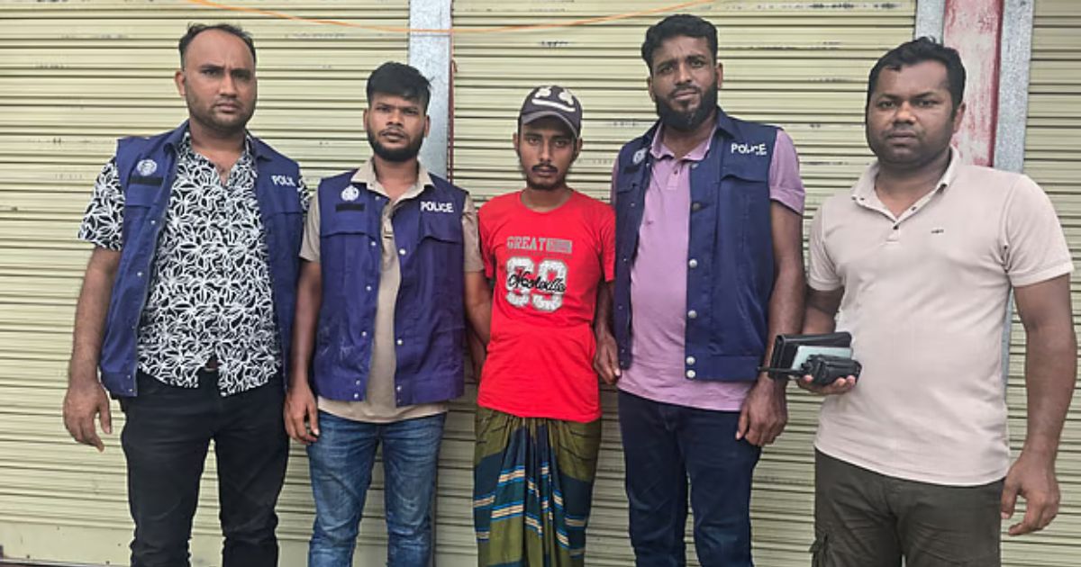 হাটহাজারীতে শিশু ধর্ষণ ও হত্যা: ৩ মাস পর  নরসিংদী থেকে ঘাতক গ্রেপ্তার 