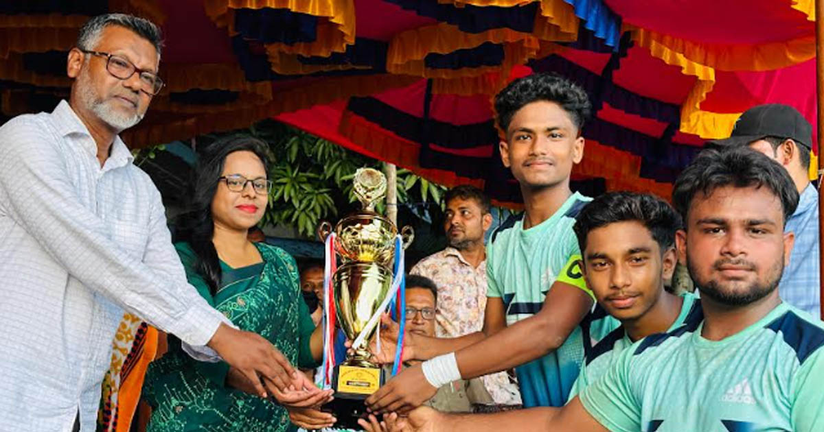 কালুখালীতে গ্রীষ্মকালীন ক্রীড়া প্রতিযোগিতার পুরস্কার বিতরণ