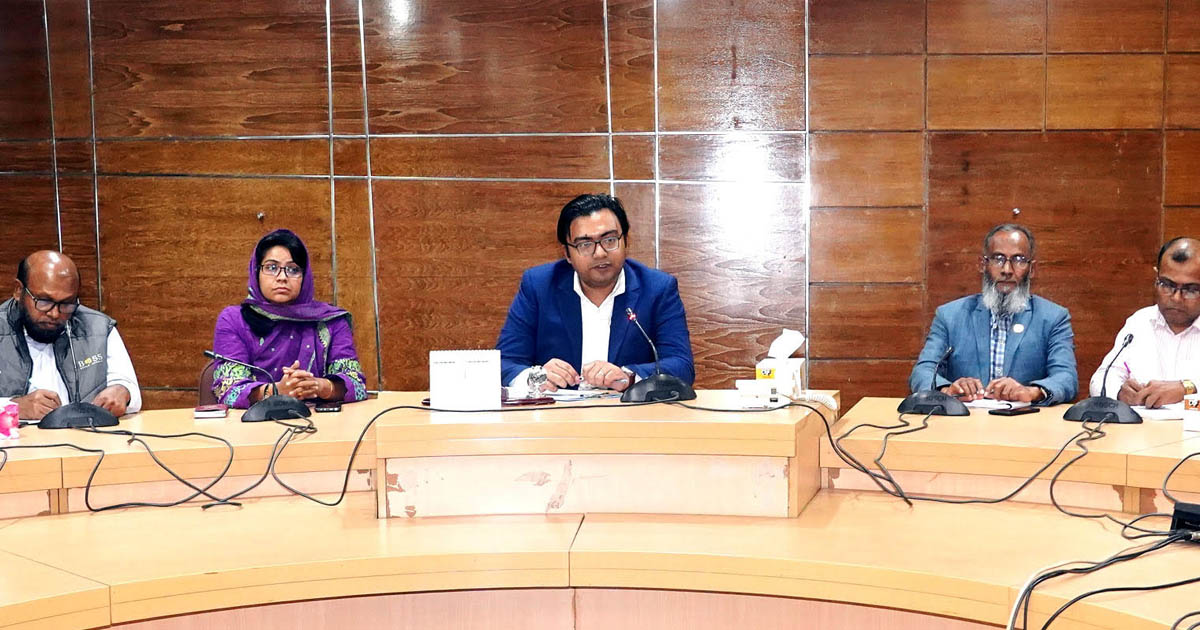খুলনায় মশক নিধনে বিশেষ কর্মসূচি: ৭ দিনের মধ্যে ড্রেন পরিচ্ছন্নতার নির্দেশ