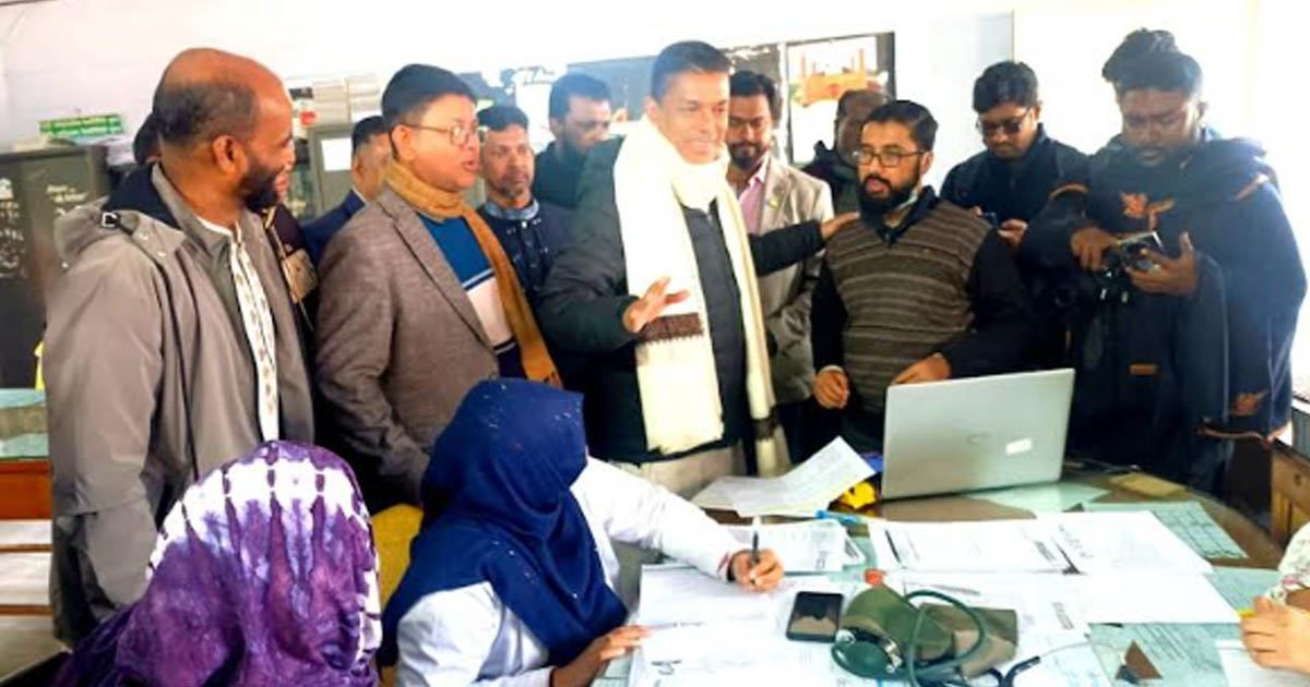 খুলনায় সর্বজনীন স্বাস্থ্য ব্যবস্থা গড়ে তোলার প্রতিশ্রুতি রকিবুল ইসলাম বকুলের