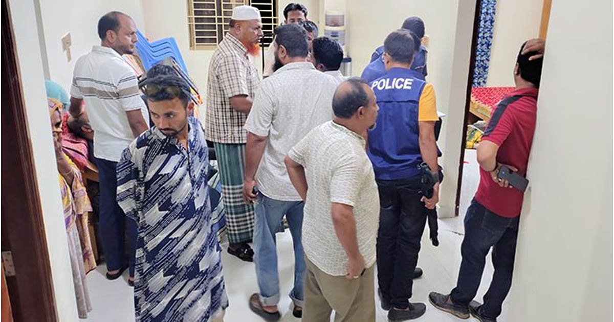 রামগঞ্জে জবাই করে মা-মেয়েকে হত্যা, ৩০ ভরি স্বর্ণালংকার লুট